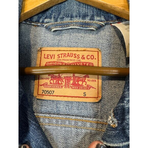 Levi's Standard Trucker Jacket Men Small Blue Denim Jean Collared Logo 70507 - Picture 11 of 13